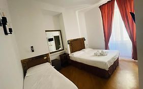 Domus Colosseo Hotel